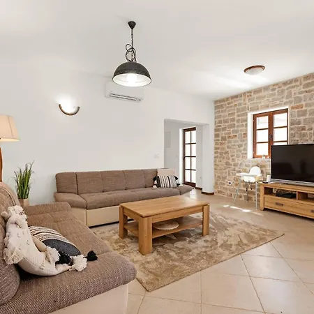 Muline Holiday home Ugljan